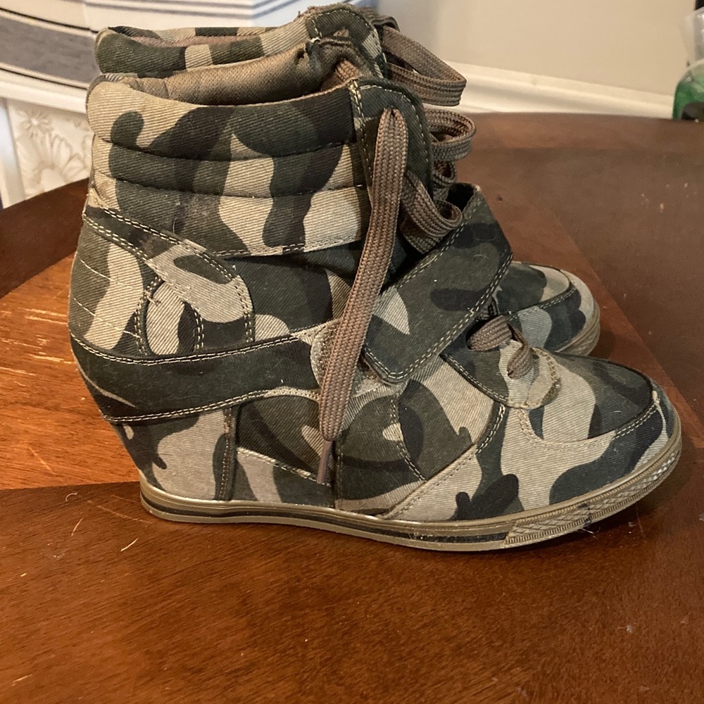 Camouflage ladies Boots - Picture 2 of 9